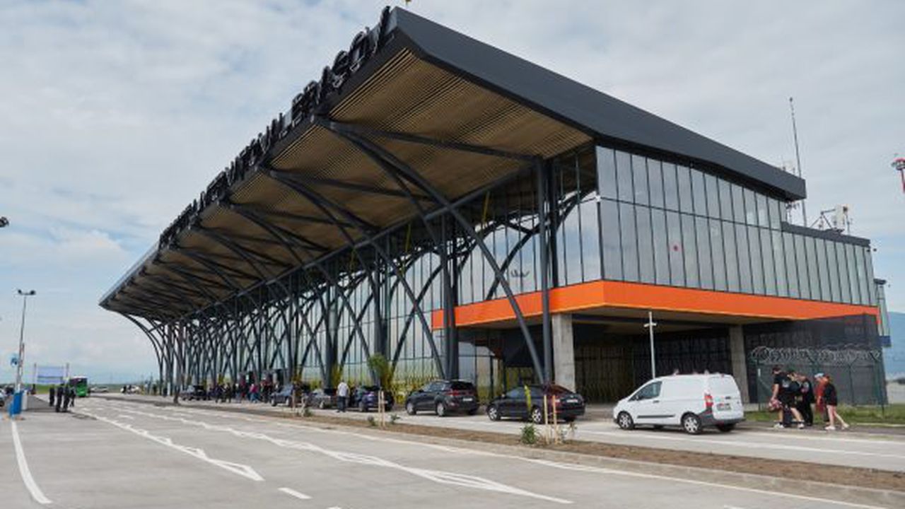 aeroport brasov1