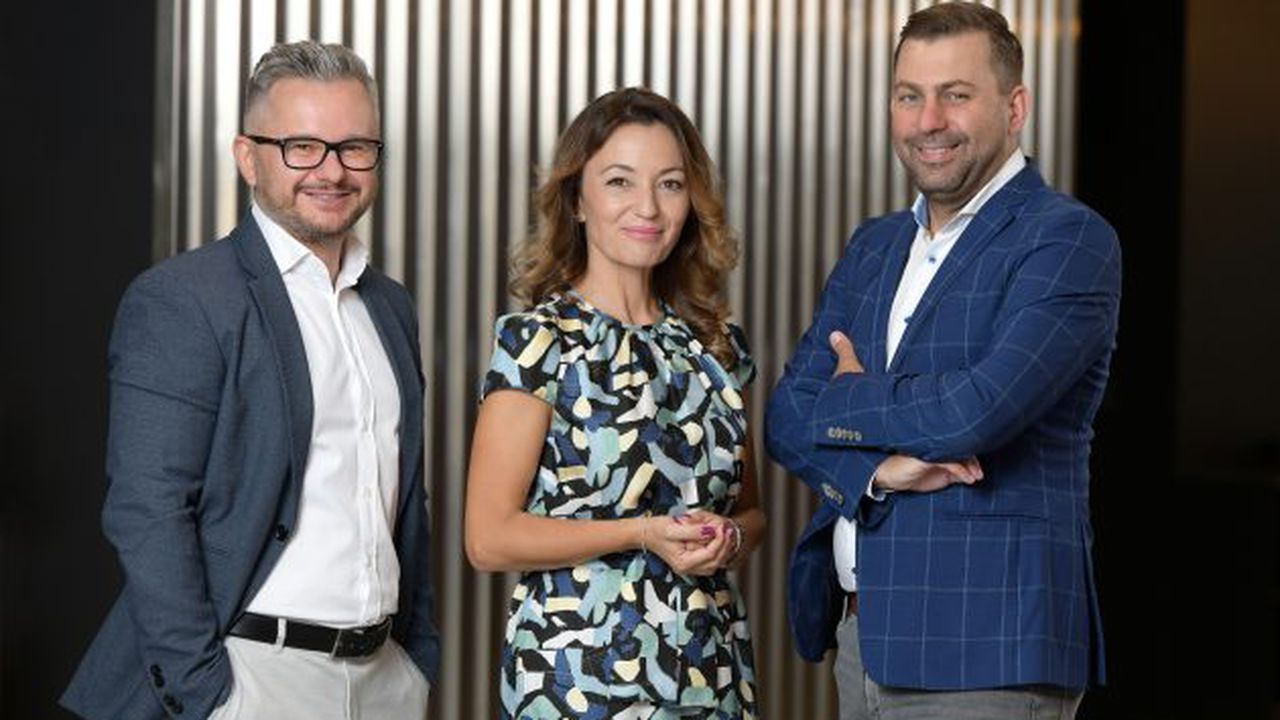 _kinderpedia_founders_valentin-Ilea_evelina-necula_daniel-rogoz