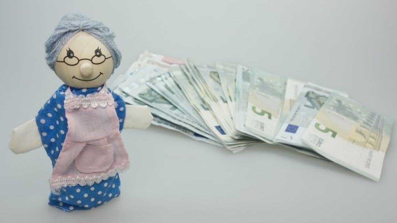 pensie 7685945859430