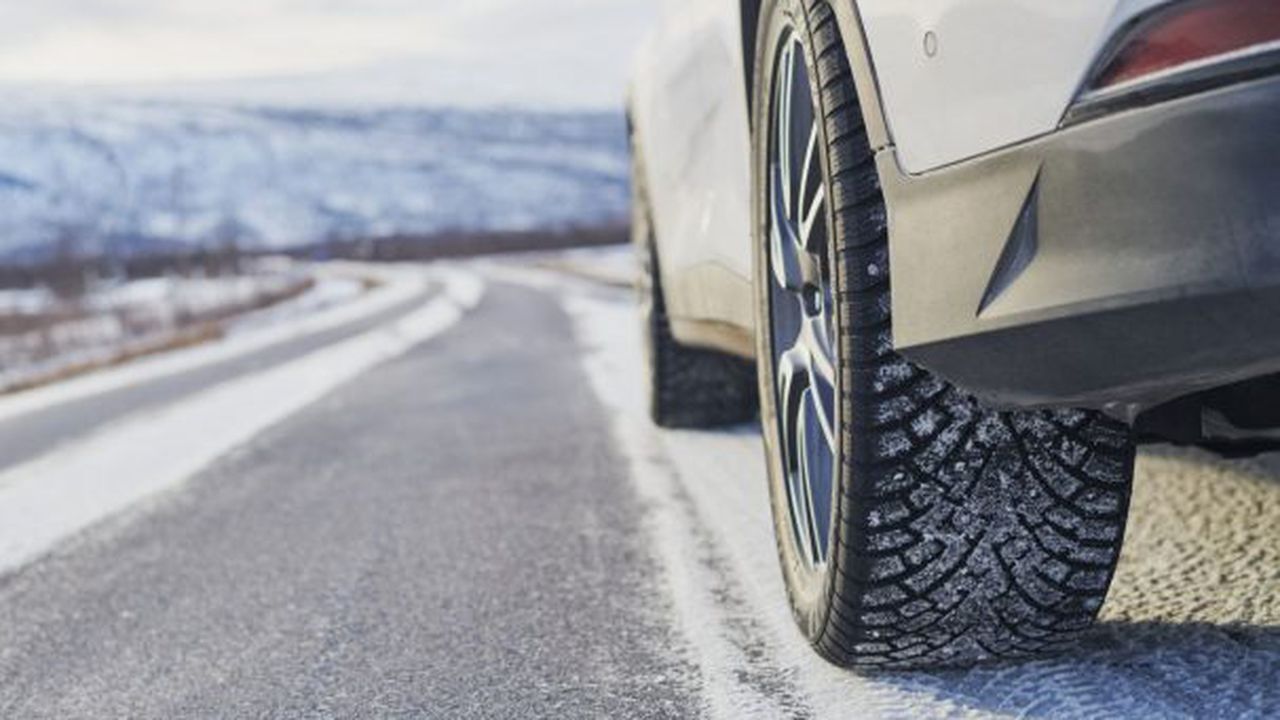 Anvelopa Nokian Tyres Hakkapeliitta 01 (1)