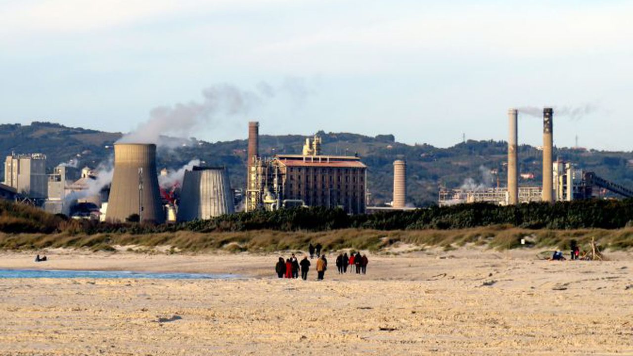 Vada_Rosignano_Livorno_La_Solvay_e_le_spiaggie_bianche