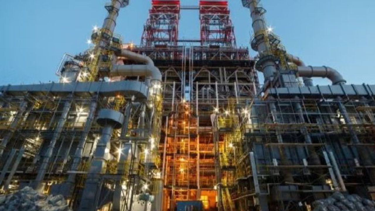 rafinarie lukoil rusia perm 3456