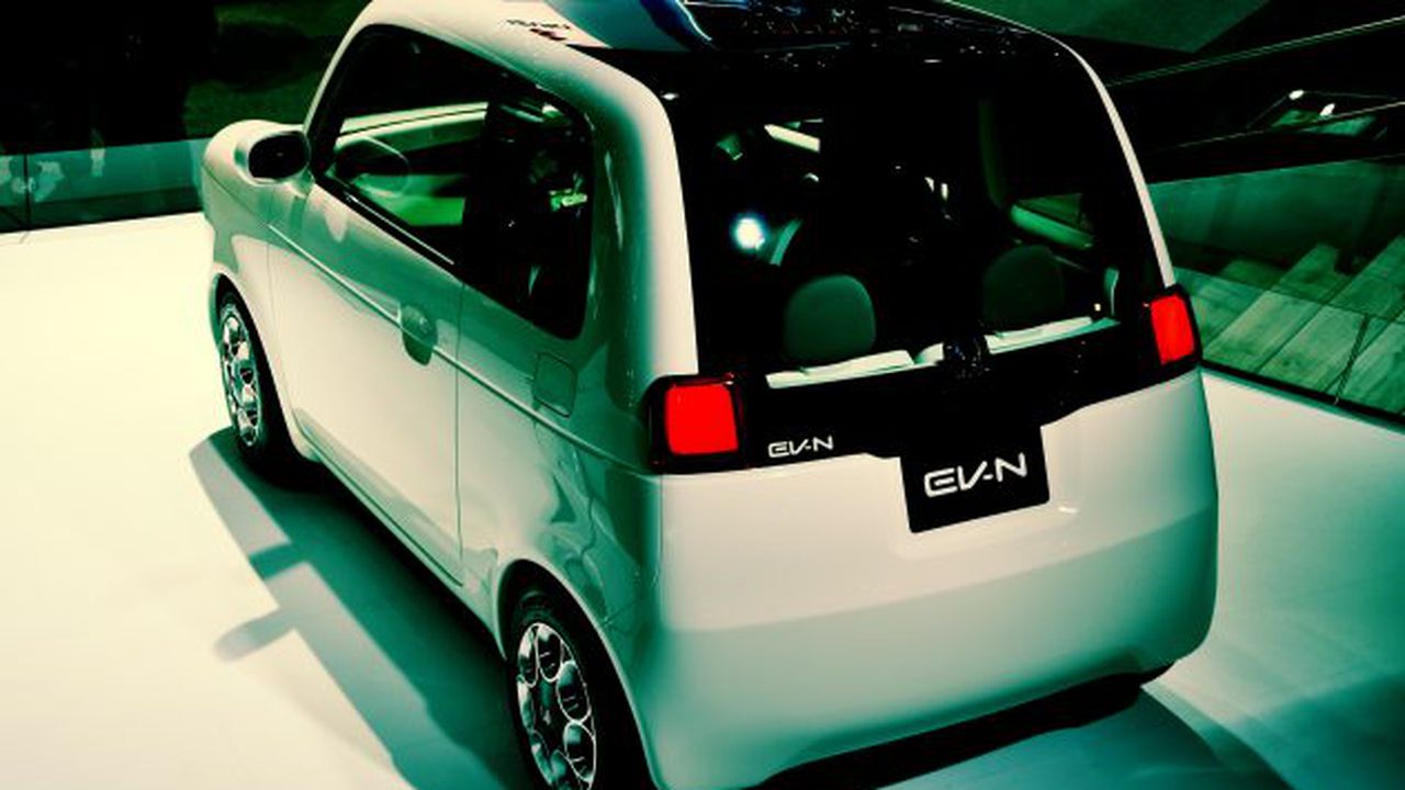 Honda_EV-N_2