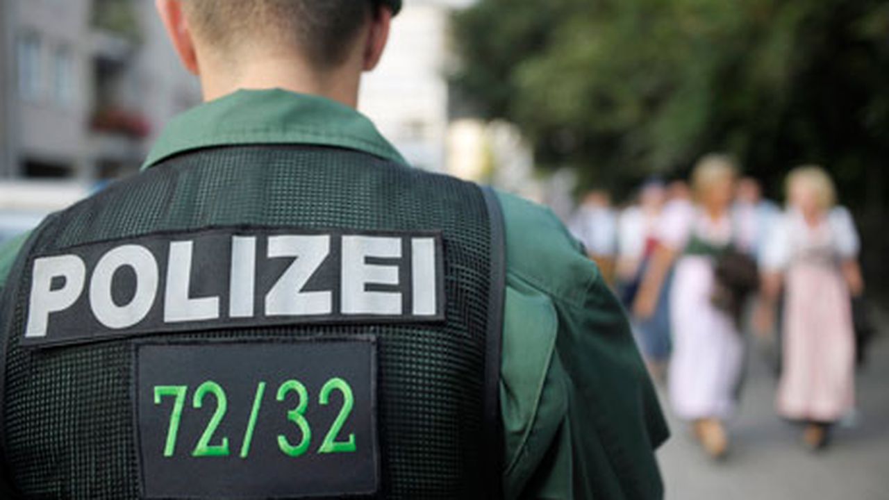 politie germania 6859340230