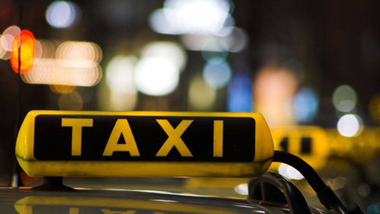 taxi 45678765434567897654