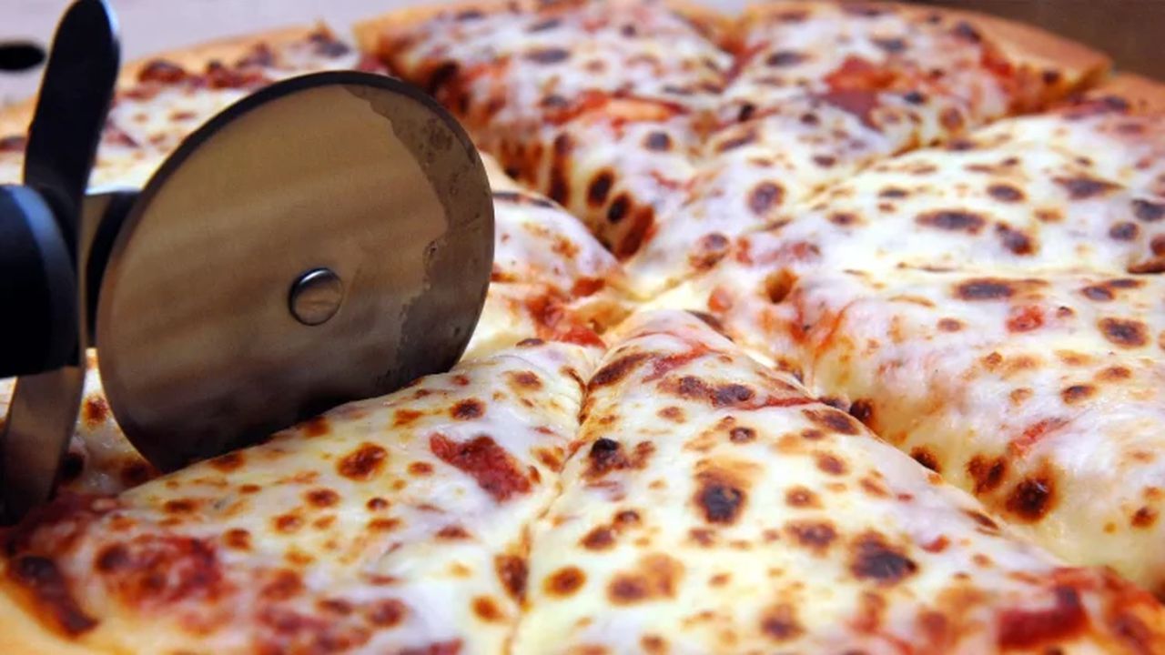 pizza hut pizza 53456