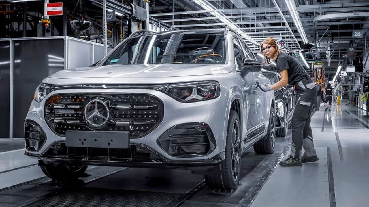 mercedes ungaria Kecskemet 344