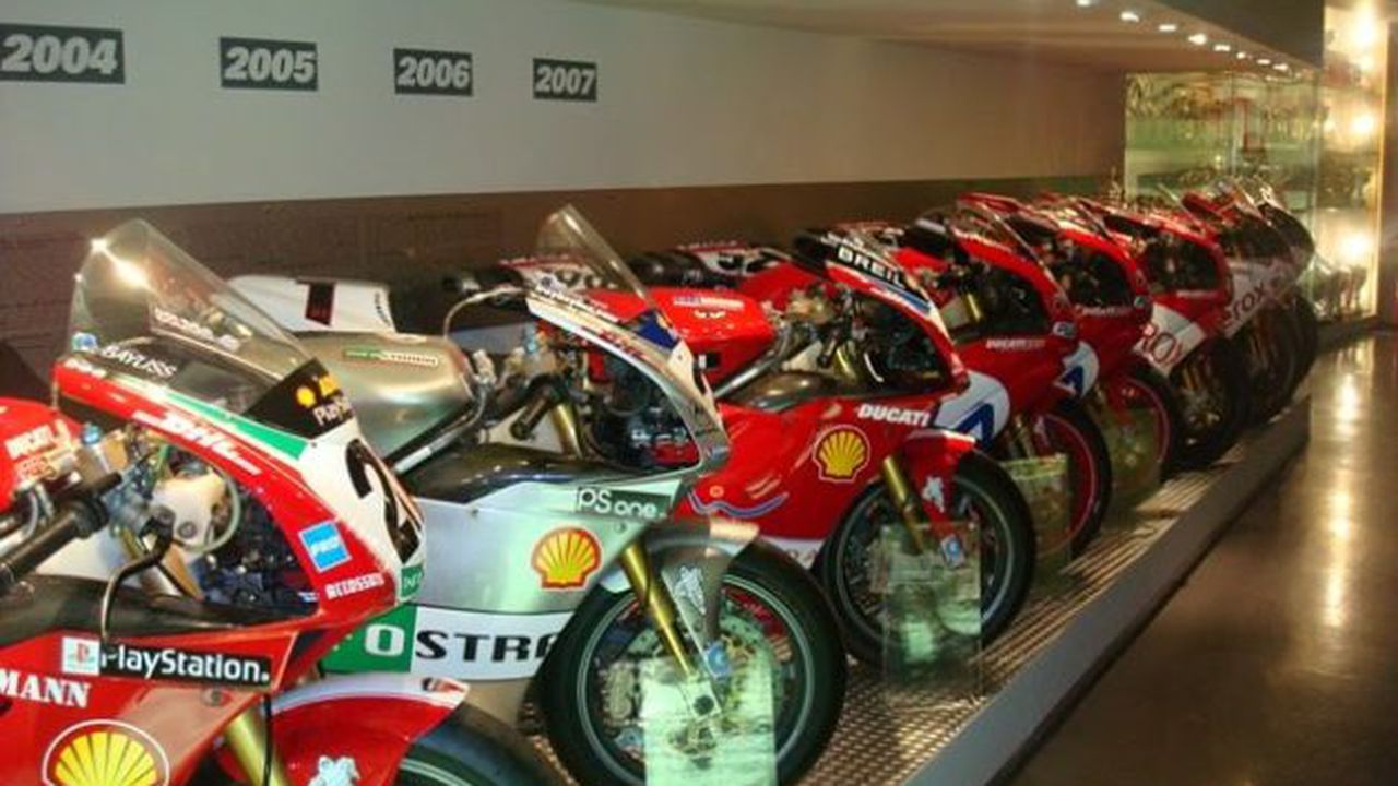 Ducati 986543