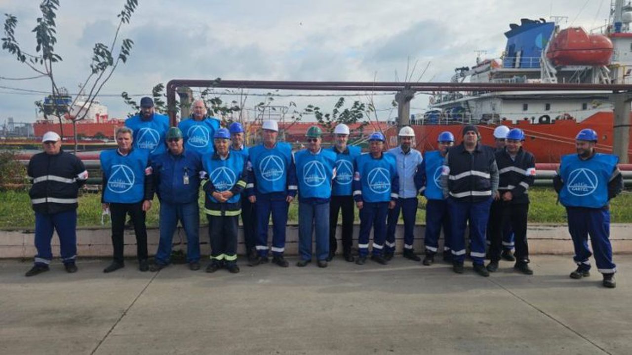 Greva de avertisment Oil Terminal