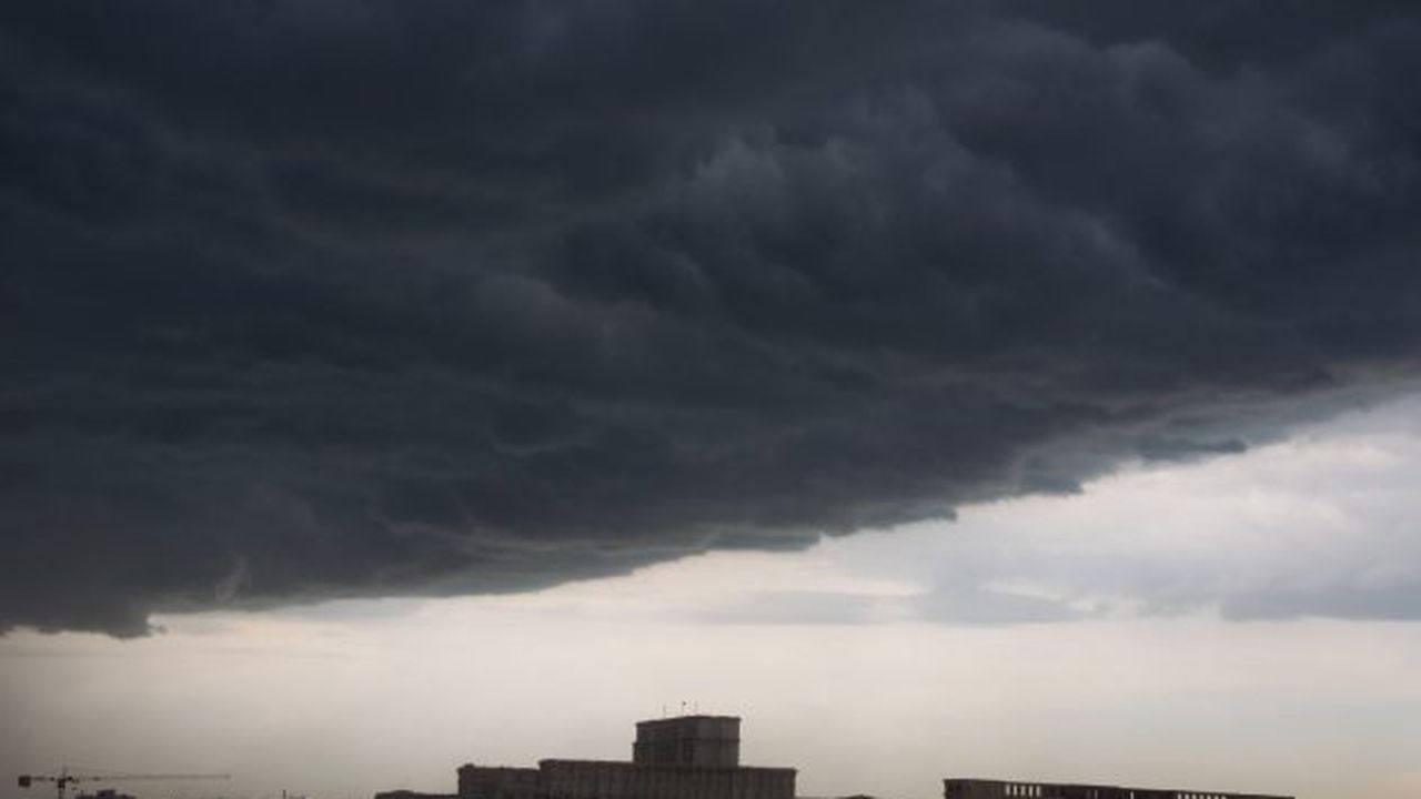 bucuresti furtuna 45678