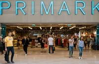 Primark deschide primul magazin din România în mallul Parklake din București