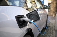 Noua aplicație PPC blue destinată șoferilor de mașini electrice ia locul Enel X Way