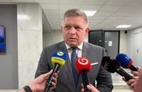 Tentativă de asasinat asupra premierului slovac: Intervenţia chirurgicală a decurs bine – vicepremier
