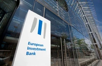 BEI va garanta credite pentru băncile ucrainene şi IMM-urile din UE care exportă în Ucraina