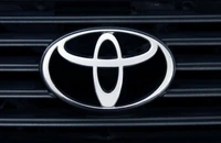 Toyota Motor va prelua compania de echipamente de logistică Toyota Industries într-o tranzacție de 33 miliarde de dolari