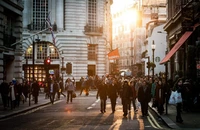 Peste 65% dintre români au avut sentimentul că România a fost, în ultimele 6 luni, în pericol