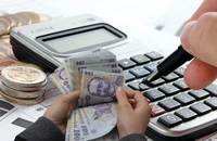 Deficitul bugetar continuă să crească: Aproape 3,4% din PIB după primele 5 luni. Cheltuielile din 2025 au fost cu 0,7% mai mari decât anul trecut