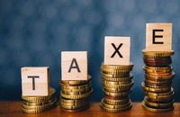 Deficit bugetar de 2,95% la patru luni, mai bun decât anul trecut, dar catastrofal pentru planurile României