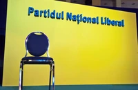 Congresul extraordinar al PNL se reuneşte pentru alegerea noii conduceri; Bolojan candidează la funcţia de preşedinte