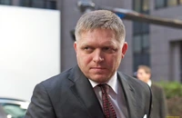 Robert Fico: Slovacia își rezervă dreptul de a decide singură cât de repede își va spori cheltuielile militare