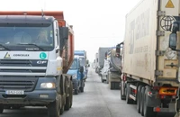 CNAIR impune restricții de circulație în 15 județe pentru mașinile de mare tonaj din cauza caniculei
