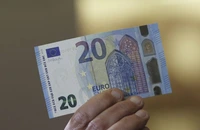 Slovenia va introduce în Constituție dreptul de a folosi numerarul