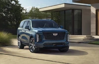 General Motors se concentrează  pe producția de camionete și SUV-uri pe benzină