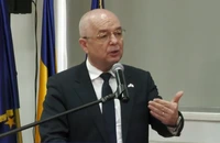 Emil Boc dă asigurări că proiectul metroului din Cluj continuă