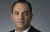 Viitorul șef al Stellantis, Antonio Filosa, a început deja turul fabricilor companiei. Prima oprirea a fost în în Italia