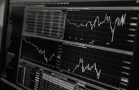 Răsturnare de situație în discuțiile pe măsurile fiscale. Toate partidele ar fi de acord cu controversata taxă pe tranzacțiile bancare