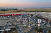 Grupul Alpha Bank a acordat o finanțare de 175 de milioane de euro britanicilor de la M Core pentru preluarea mai multor centre comerciale din România