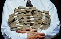 Se schimbă banii. Cum vor arăta noile bancnote