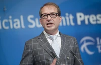 Berlinul vrea să negocieze direct cu talibanii pentru expulzarea infractorilor afgani