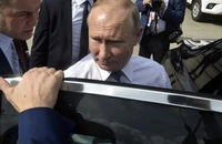 Putin acuză Ucraina de terorism după ce o navă rusă care transporta GNL a fost lovită în Marea Mediterană