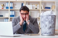 Profesorii și studenții străini trebuie să aștepte peste opt luni de zile pentru obținerea rezidenței fiscale în România. Este necesară la deschiderea unui cont bancar