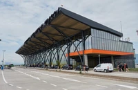 Aeroporturile Brașov, Baia Mare și Sibiu obțin ajutoare de stat pentru construirea de centrale fotovoltaice