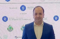 Adrian Negrescu: Deprecierea cursului leului, până la un nivel istoric, reflectă ieşirile semnificative de capital din economia românească, în contextul crizei politice