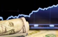 Dolarul rămâne rege. Moneda americană va continua să domine în cazul continuării războiului din Orientul Mijlociu – analiză Ebury