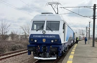 FOTO RELOC Craiova anunță că este gata de drum locomotiva ELASMO 014, modernizată pentru CFR Călători prin PNRR