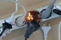 Campioana scumpirilor – Preţul energiei electrice a crescut cu peste 57% în martie față de martie 2025