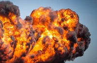 Petrolul se scumpeşte după noi atacuri între SUA şi Iran. Ripostă cu rachete şi drone asupra mai multor baze americane din regiune