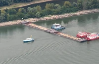 AAOPFR: Traficul fluvial de mărfuri este blocat în ambele sensuri la kilometrul 280 al Dunării. Autoritățile nu au luat măsuri concrete pentru reluarea navigației. 30 de nave și barje sunt imobilizate