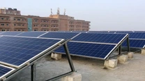 Guvernul începe să se ocupe de legislația pentru Comunitățile de Energie. Potențialul de fotovoltaice pe acoperiș este, în București, de 680 MW