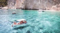 Câștigurile realizate de Grecia din turism au crescut în primele două luni din an cu 24,5%