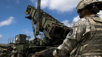 SUA îşi îndemnă aliaţii să furnizeze Ucrainei sisteme antiaeriene Patriot