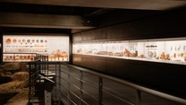 Grecia a deschis o expoziție cu peste 1.100 de artefacte descoperite sub Acropole, în „muzeul de sub muzeu”
