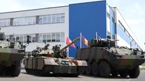 Tancul românesc renaşte. Ce spune şeful Uzinei Mecanice Bucureşti despre modernizarea tancului românesc TR-85 M1R şi despre blindatele Piranha – INTERVIU