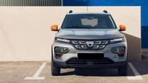 Dacia anunţă că nu va majora imediat preţurile pentru modelul Spring, după majorarea taxelor pentru mașinile electrice din China