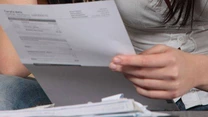 Cât vei plăti factura de energie electrică după 1 iulie. Ofertele PPC, Electrica Furnizare, Premier, Hidroelectrica, care va fi prețul pe KWh?