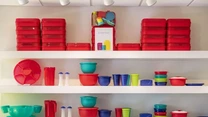 Tupperware declară insolvenţa pe fondul scăderii cererii pentru caserolele sale colorate